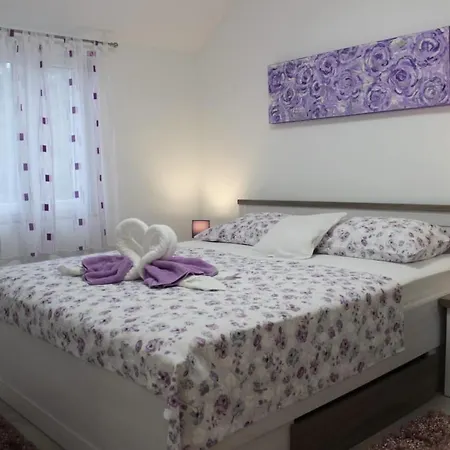 Ferienhaus Ela